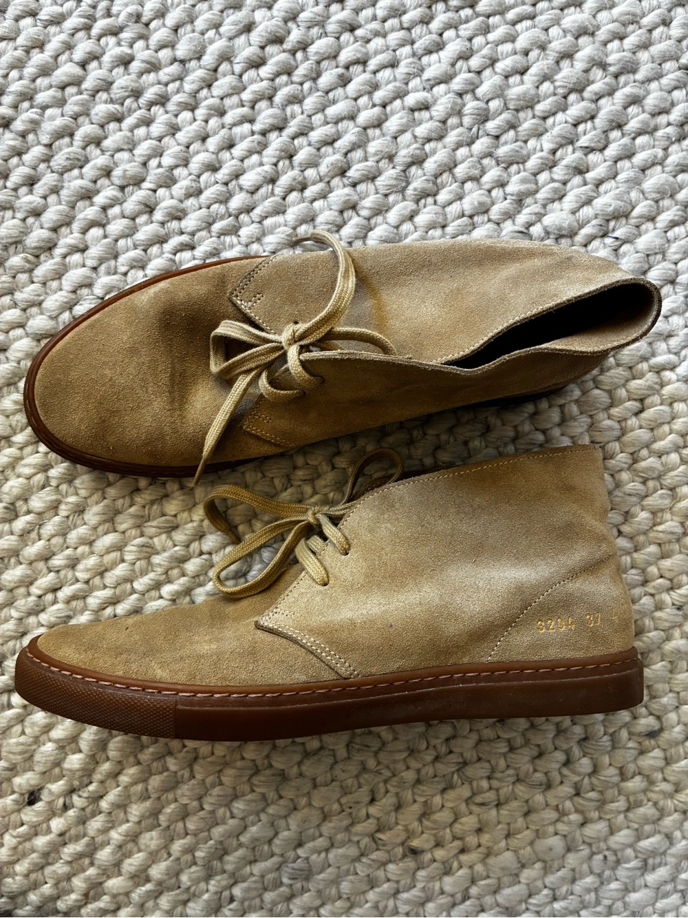 Woman by Common Projects Suede chukka. Sz 37